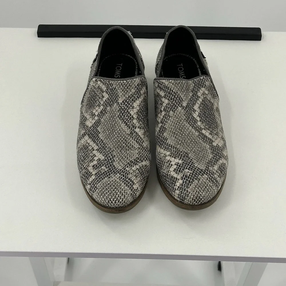 Toms lightweight slip